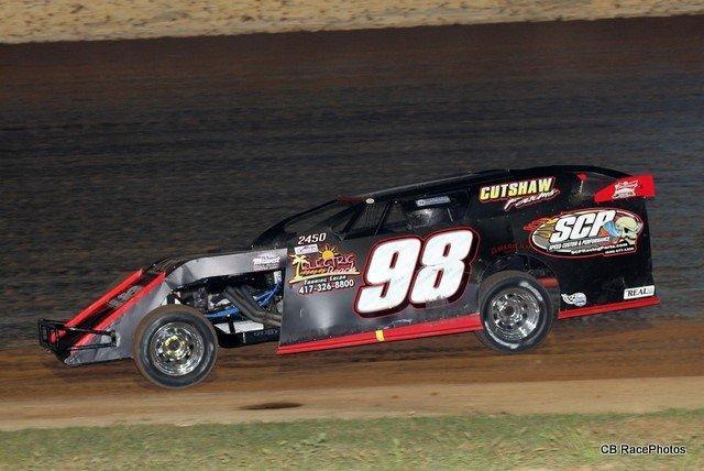 Jeff Cutshaw of Bolivar made it two straight Pitts Homes USRA Modified track titles at Lucas Oil Speedway in 2015. Photo by CB Race Photos