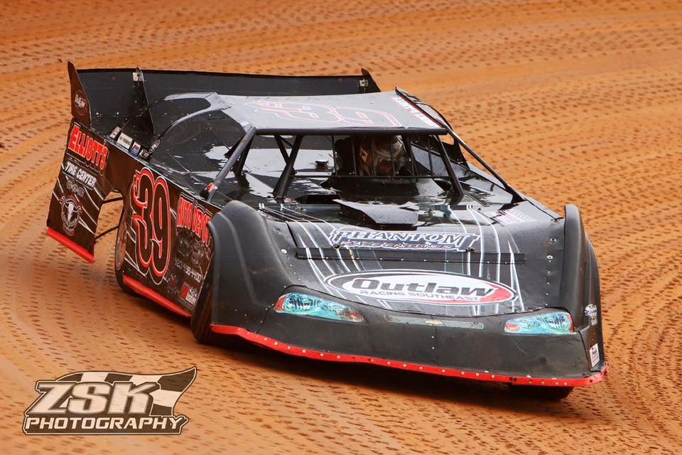 Jimmy Elliott raced to a top-five-finish in the 25th Annual Ice Bowl. (ZSK Photography Photo)