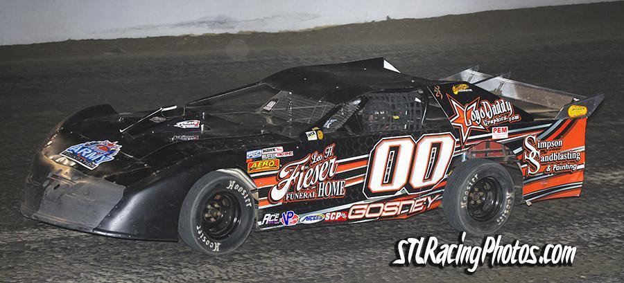 Steve Gosney, Jr. at Federated Auto Parts Raceway at I-55 on March 26th, 2016.