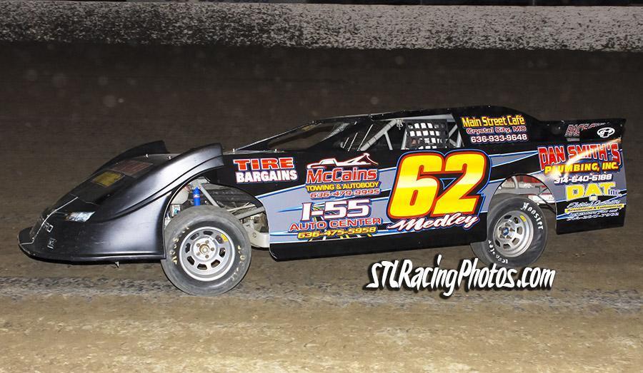 Troy Medley at Federated Auto Parts Raceway at I-55 on March 26th, 2016.