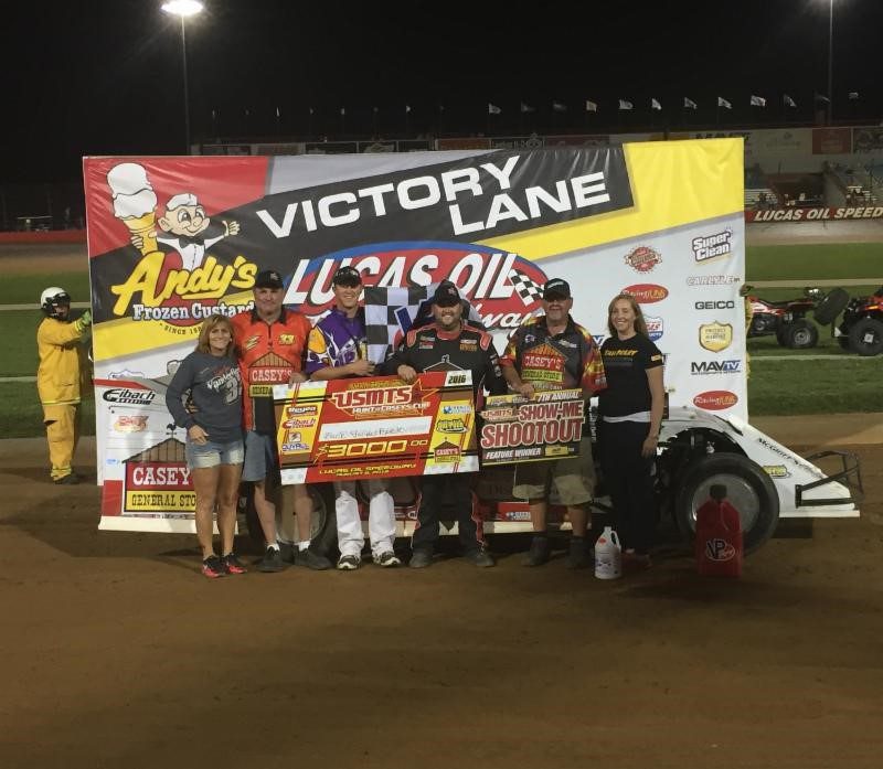 Zack VanderBeek prevailed in the USMTS Slick Mist Shootout on Saturday night at Lucas Oil Speedway. (Dylan Robinson photo)